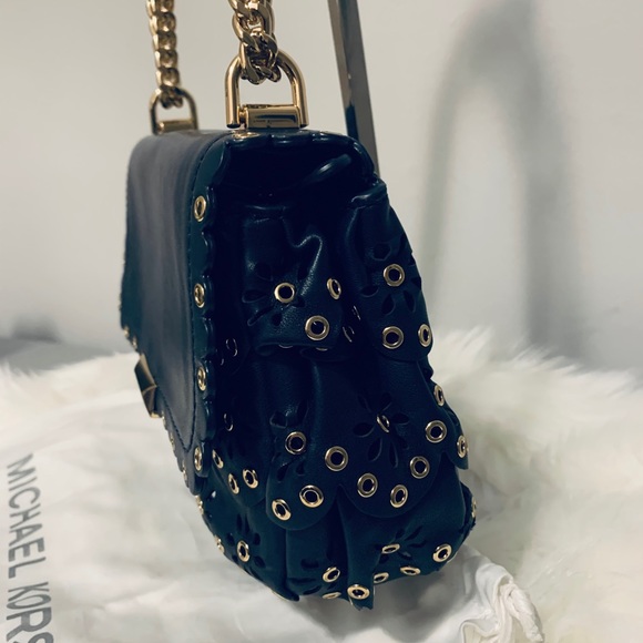 Brand New Michael Kors shoulder Bag - Picture 5 of 9